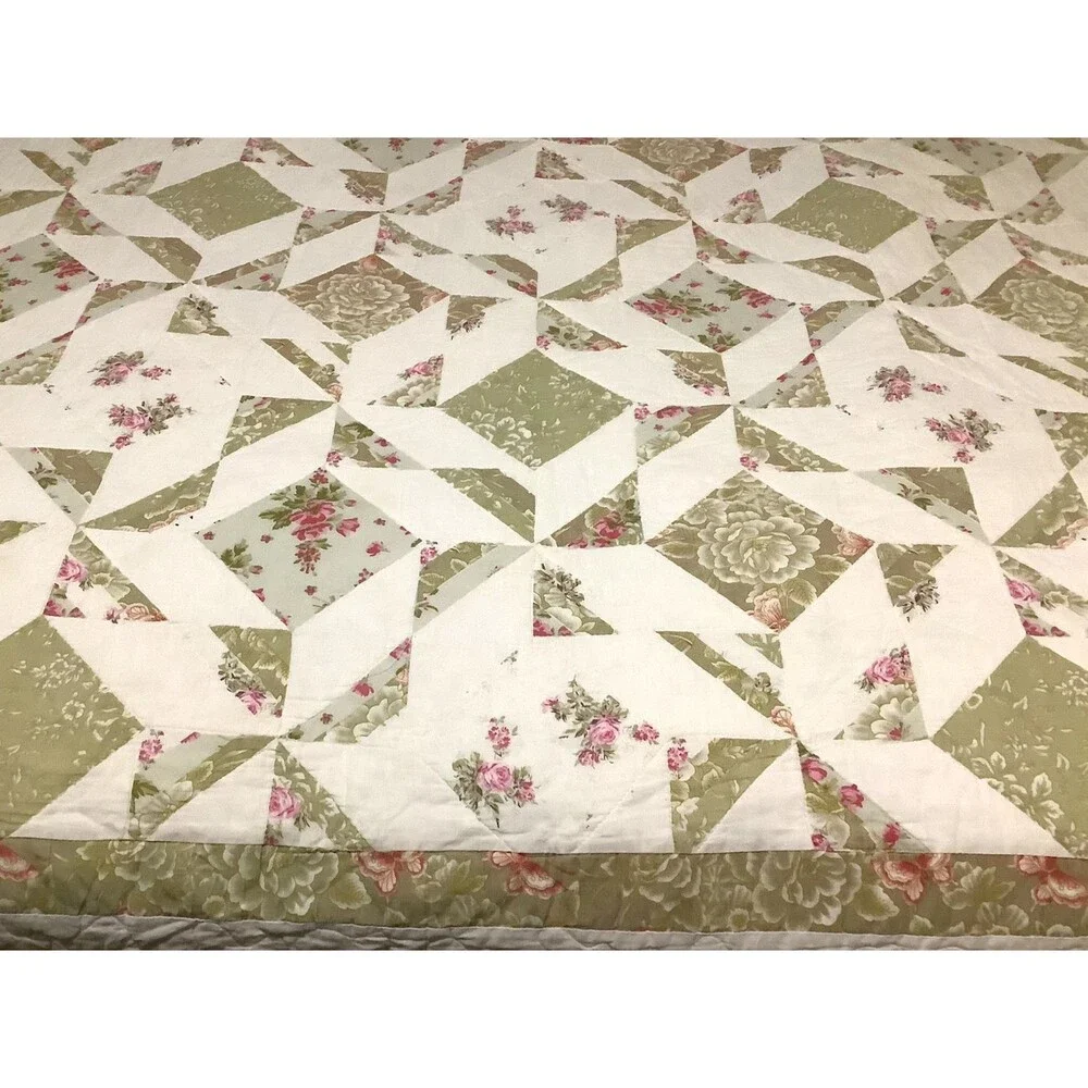 WestPoint Home King Size Patchwork Quilt Set w/ 2 Shams Green Floral Embroidered